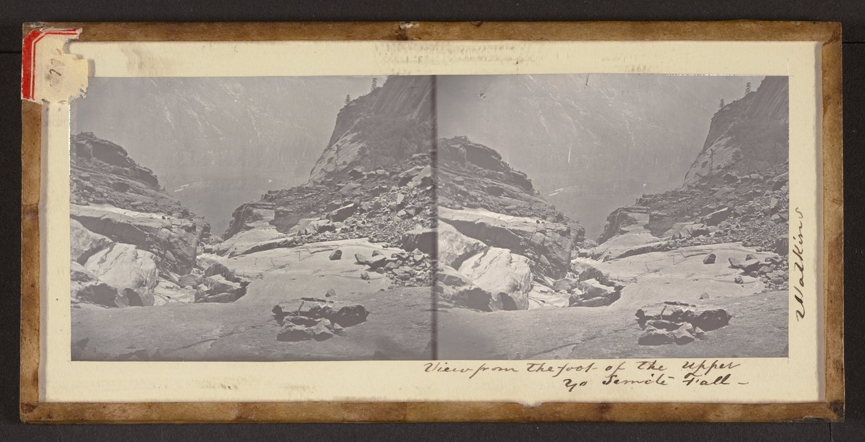 Udsigt fra foden af Upper Yo Semite Fall af Carleton Watkins