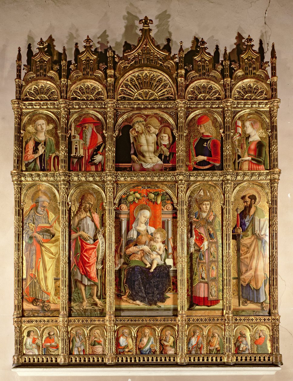 Madonna og barn med helgener, polyptykon, 1473 (tempera på panel) af Carlo Crivelli
