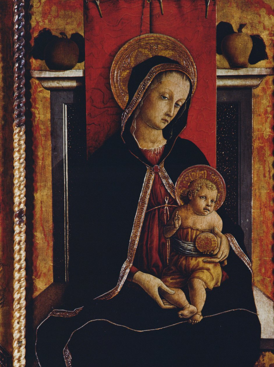 Madonna og barn, detalje fra San Silvestro polyptykon, 1468 (tempera på panel) (se 76657) af Carlo Crivelli