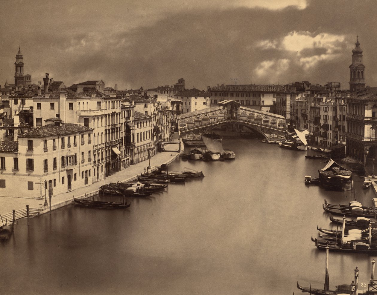 Venedig i måneskin af Carlo Naya
