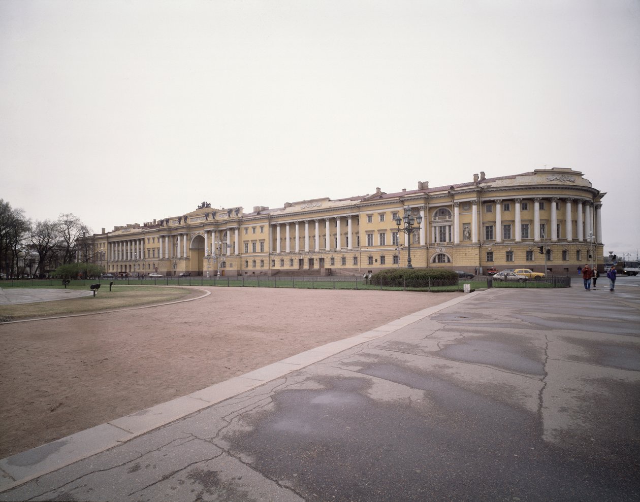Senatet og synodens bygninger i Sankt Petersborg, 1829-1834 af Carlo Rossi