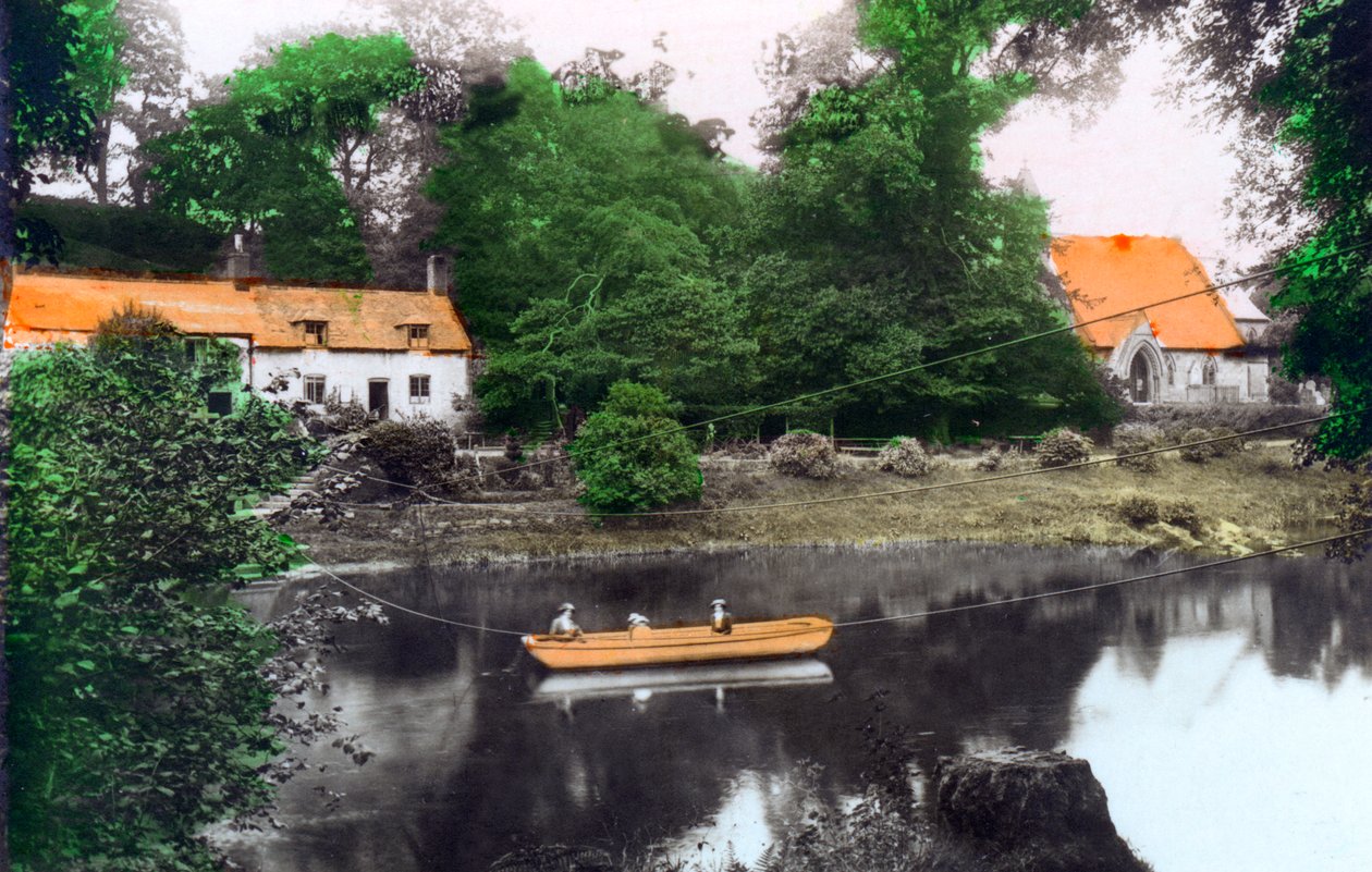 Erbistock Ferry and Church, Wrexham, 1926. af Cavenders Ltd