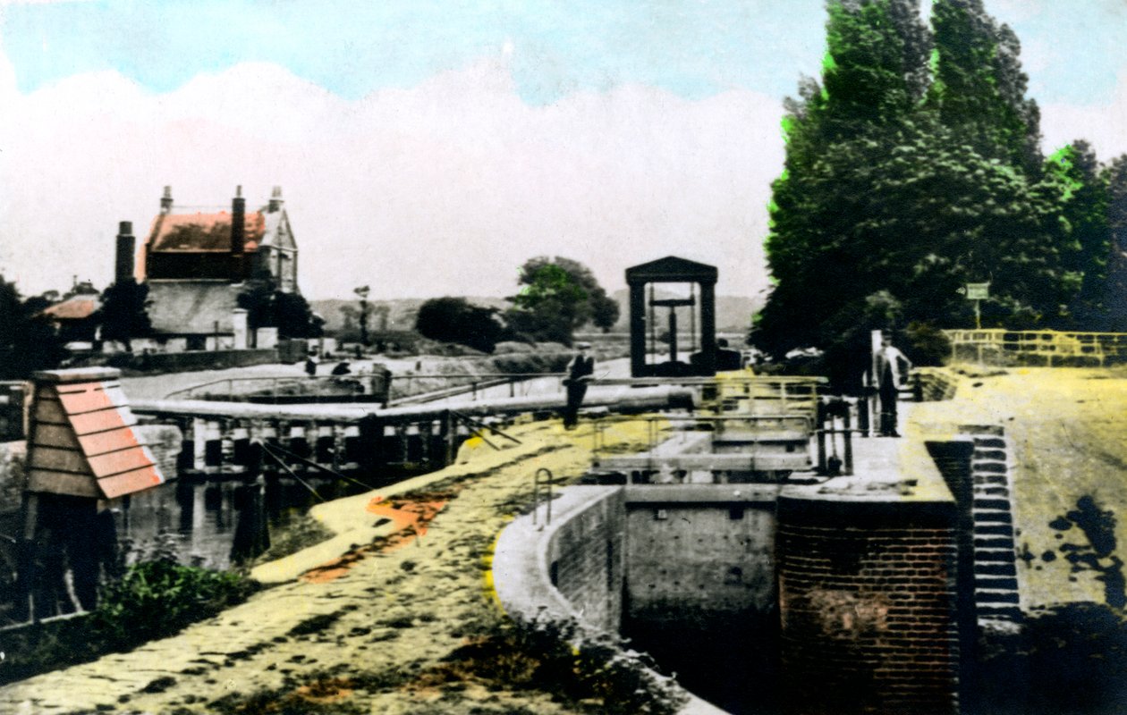 Teddington Lock, Richmond, London, 1926. af Cavenders Ltd