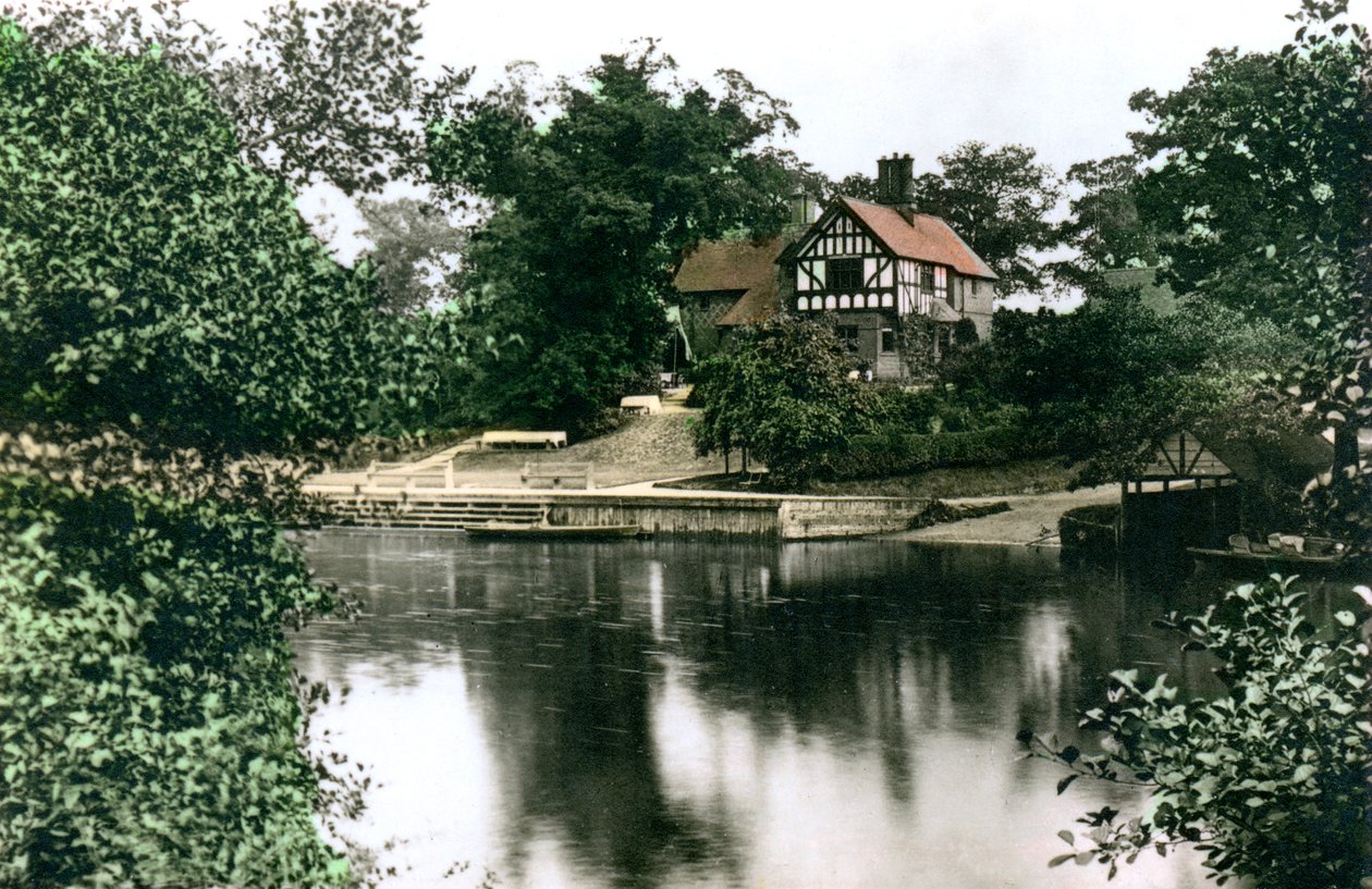 The River Dee ved Chester, Cheshire, 1926. af Cavenders Ltd
