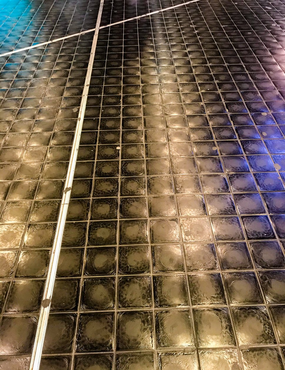 Komposition - Refleksioner, 2019 (foto) af Cécile Jamet