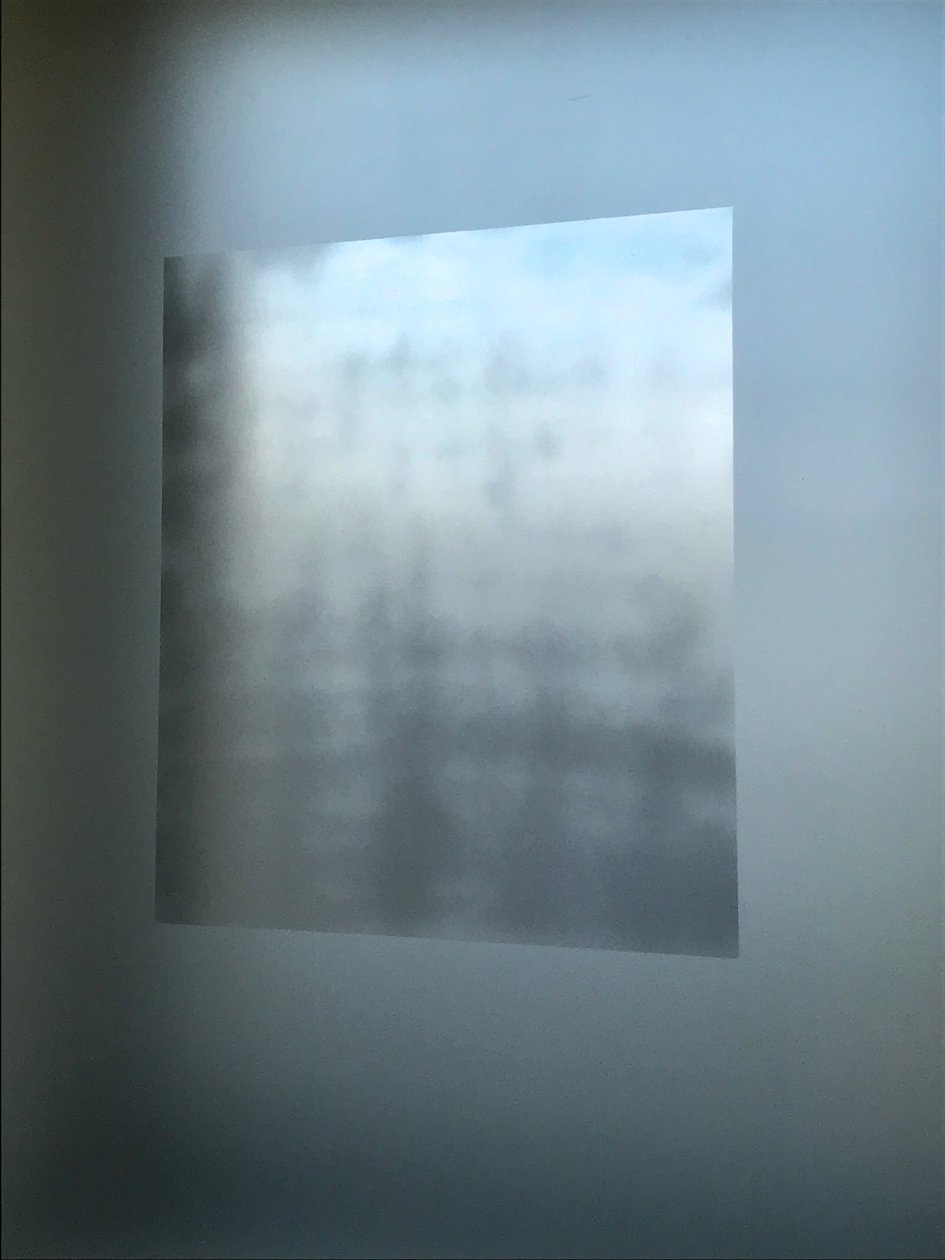 Komposition - Refleksioner, 2021 (foto) af Cécile Jamet