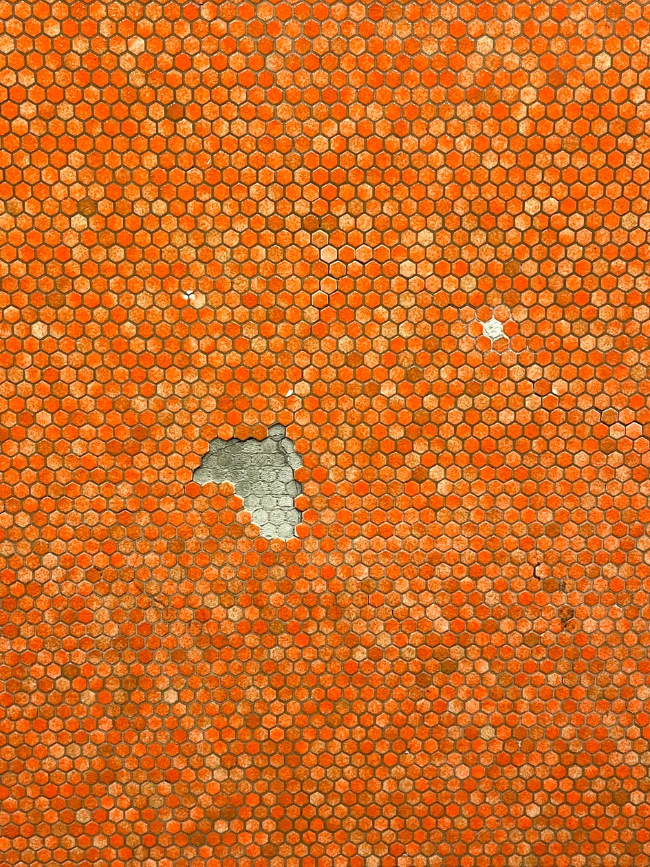 Komposition - mosaik, 2022 (foto) af Cécile Jamet