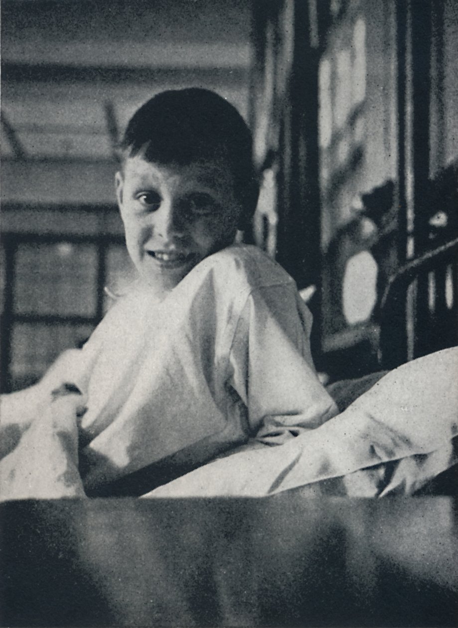 Et lille barn, der let trækker vejret, og mærker sit liv i alle lemmer, hvad skal det vide af Cecil Beaton