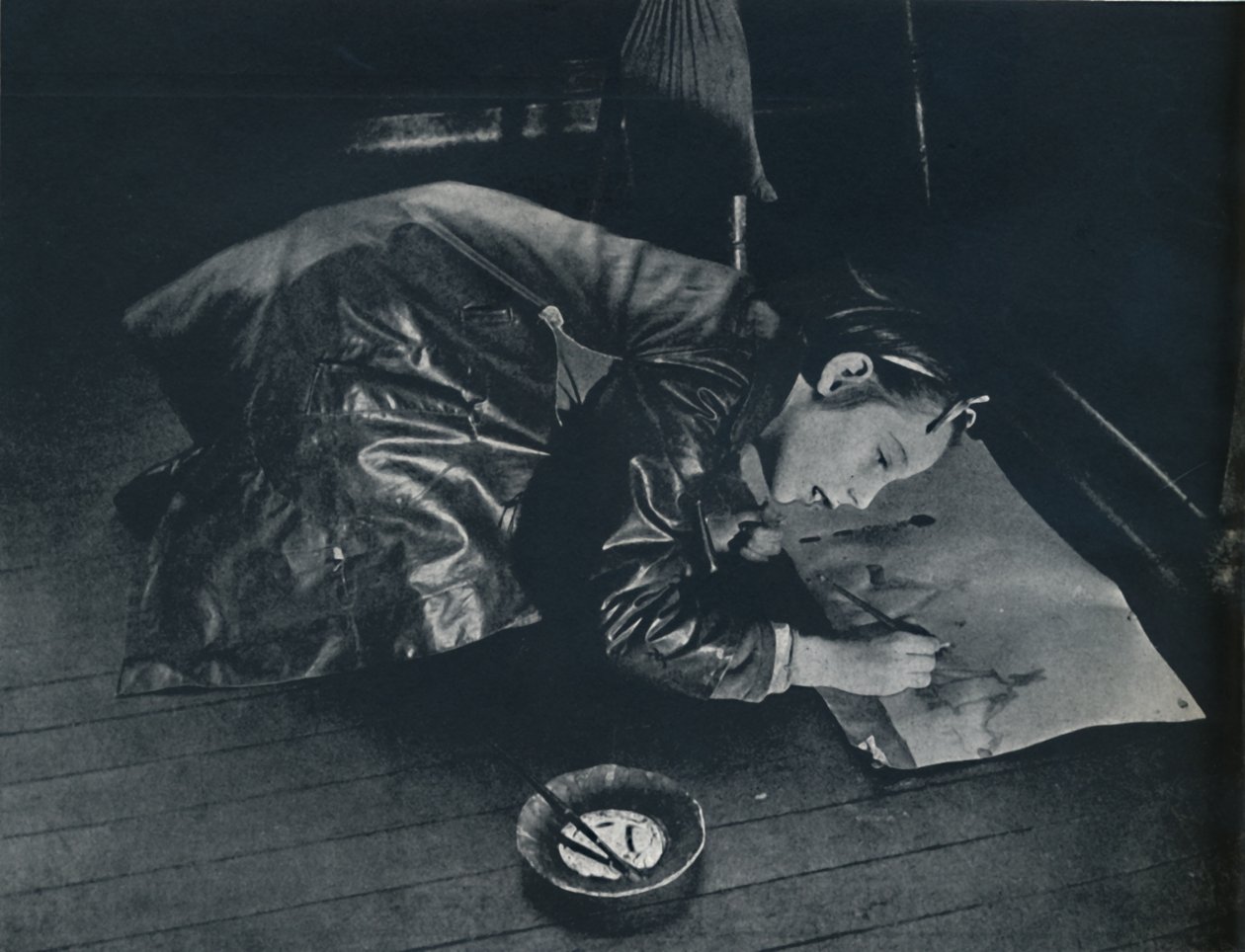 En lille pige, der er efterladt, forestiller sig turen til landet, 1941 af Cecil Beaton