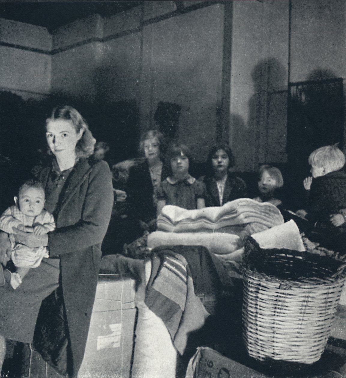 Tæpper til hjemløse, 1941 af Cecil Beaton