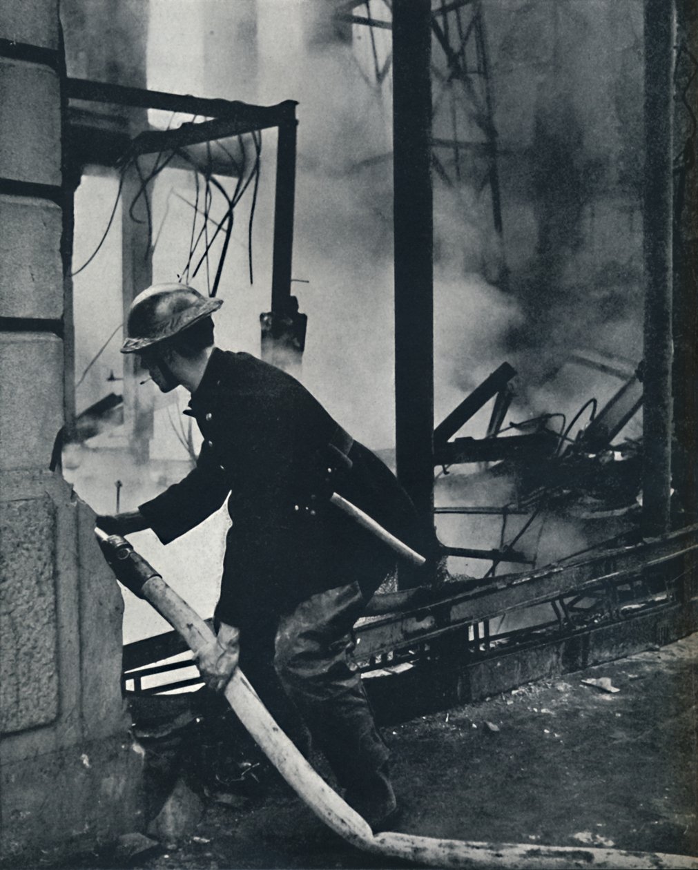 Brandmand, 1941 af Cecil Beaton