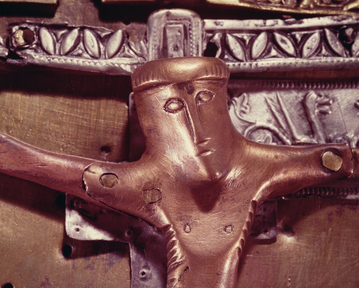 Klokkehelligdommen kendt som Corp Naomh, Templecross, County Westmeath, sølv- og bronzedetalje fra det 10. og 15. århundrede fra 390440 af Celtic