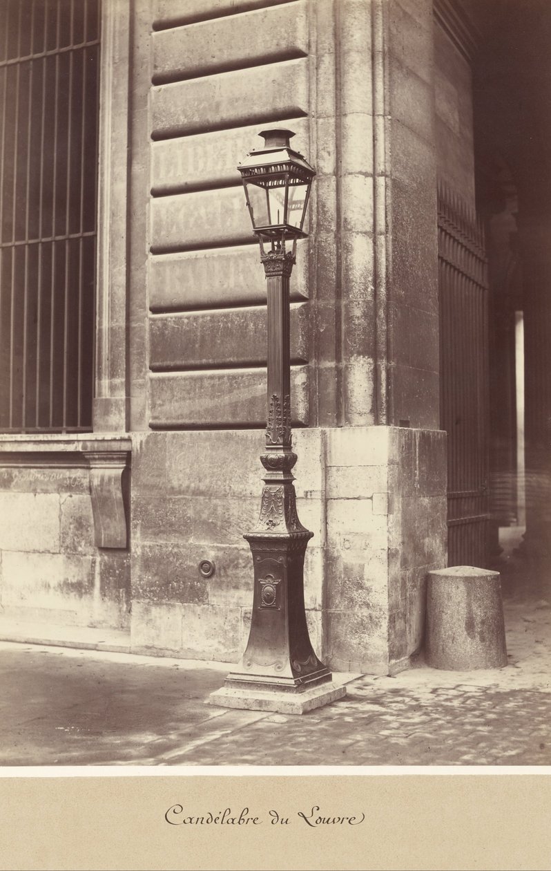 (Louvre kandelaber) af Charles Marville