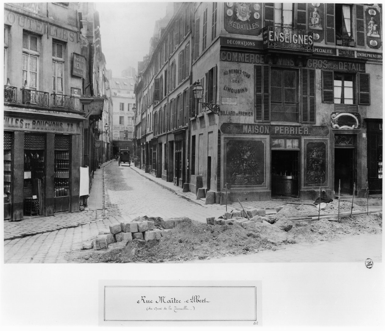 Rue Maitre Albert (fra Quai de la Tournelle) Paris, 1858-78 af Charles Marville