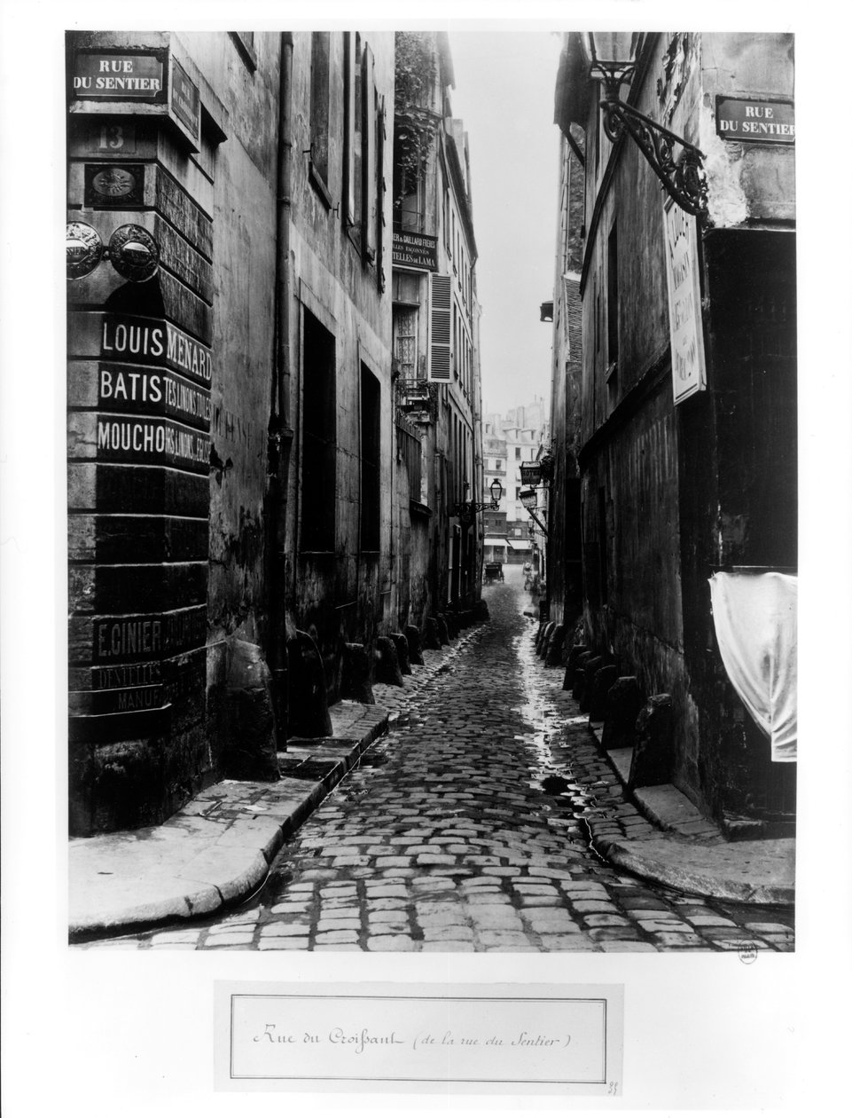 Rue du Croissant, fra Rue du Sentier, Paris, 1858-78 af Charles Marville