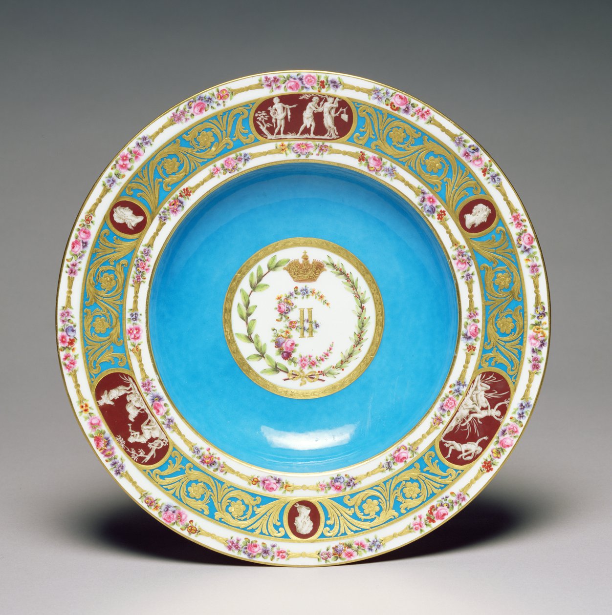 Tallerken fra kejserinde Katharina af Ruslands service, 1778 (malet og forgyldt porcelæn) af Charles Nicolas Dodin