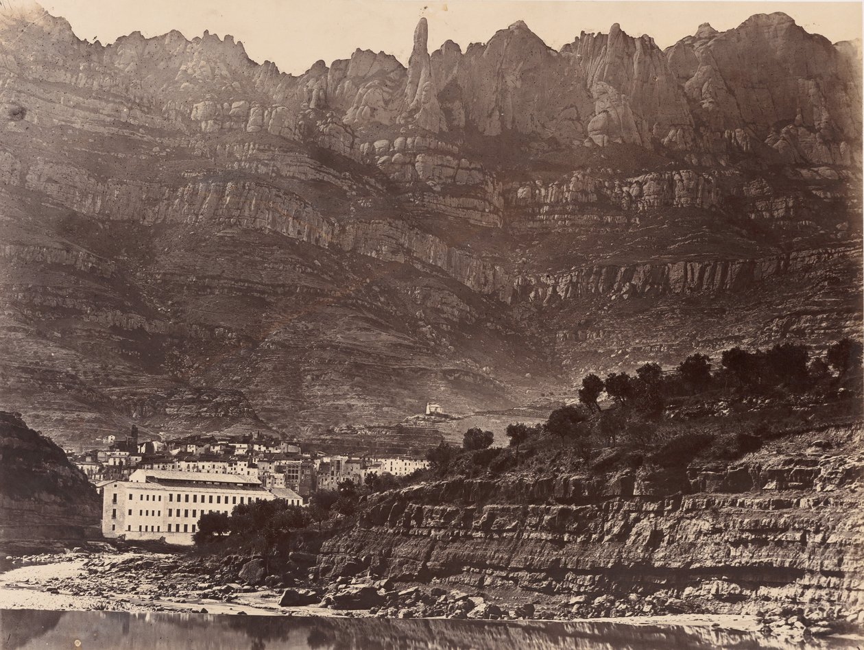 Monserrat, Generel udsigt over bjerget fra Monistrol, 1860. af Charles Clifford