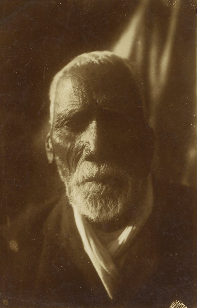 Portræt, ca. 1910 (sølv gelatinetryk) af Charles Frederick Goldie