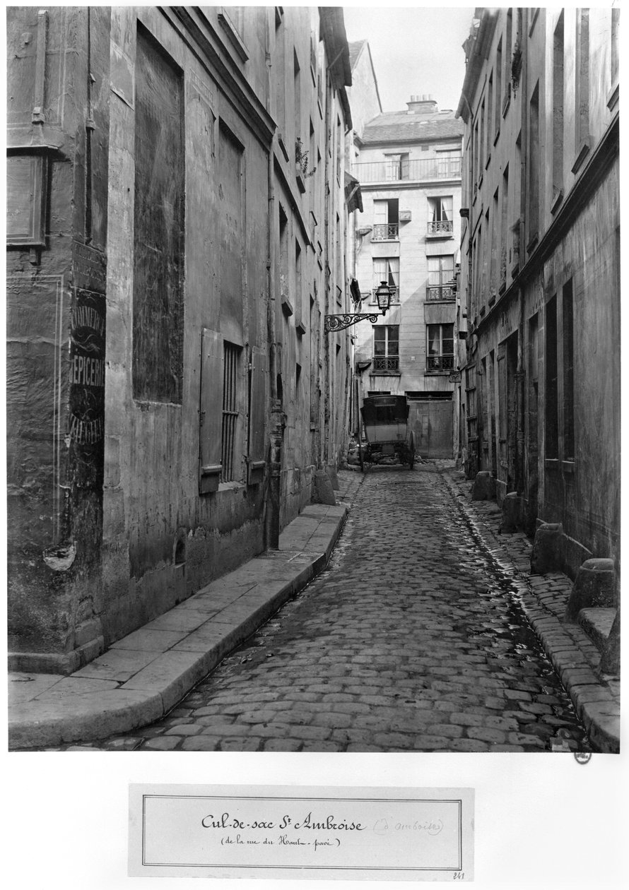 Cul-de-sac Saint-Ambroise, fra rue du Haut-Pave, Paris, 1858-78 af Charles Marville