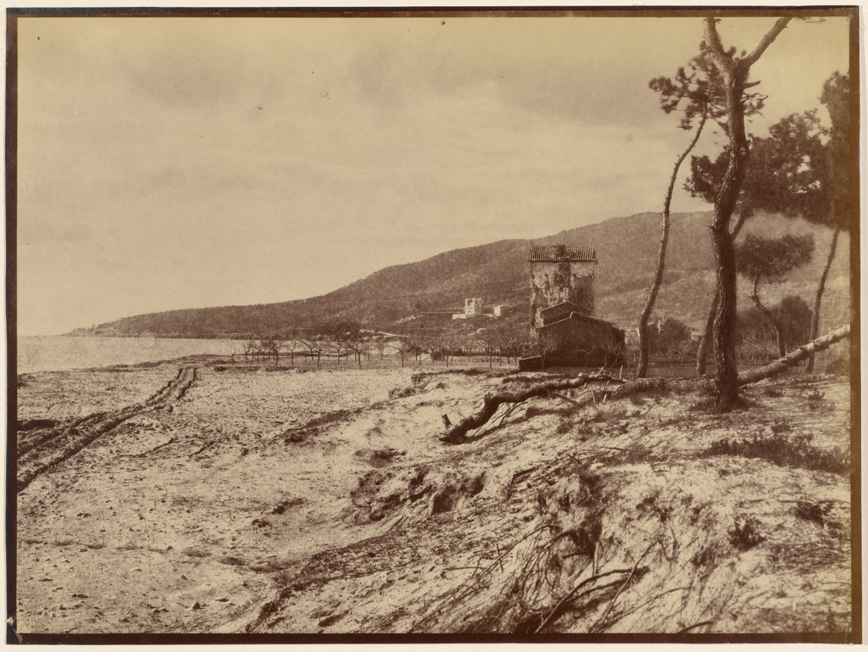 Stranden ved Golfe-Juan mod Cap de la Croisette af Charles Nègre
