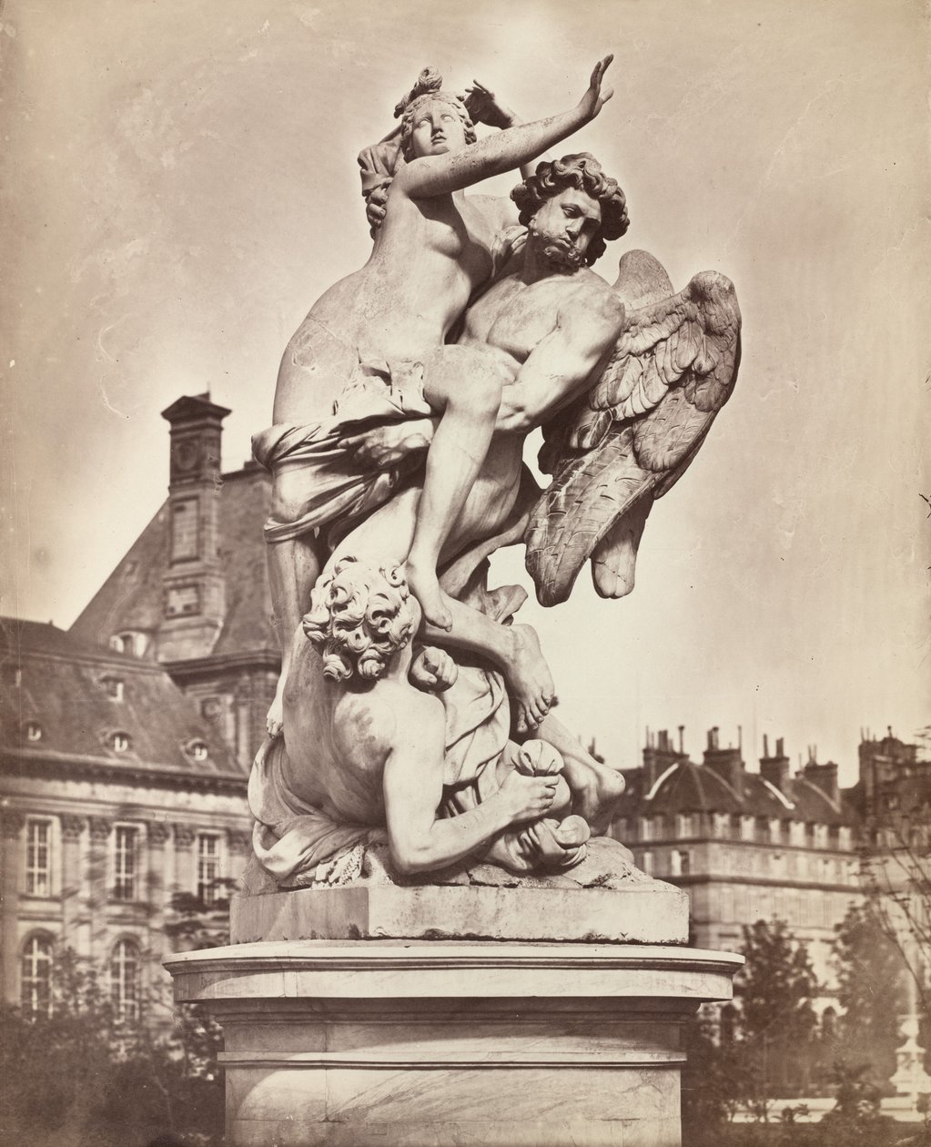 Statue fra Tuilerierne: G. Marsy og A. Flamen: Boreas bortfører Orythia, 1859. af Charles Nègre