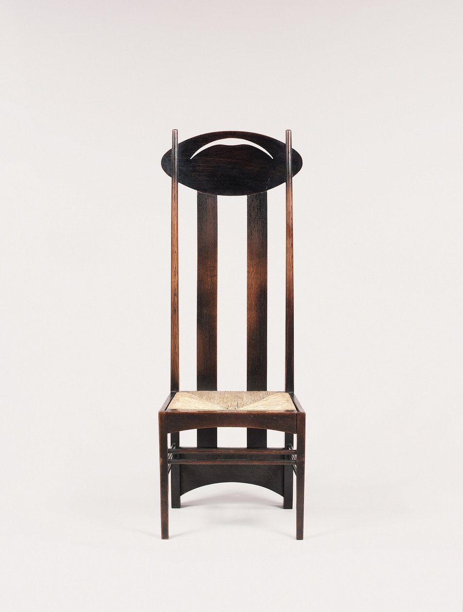 Højrygget sidestol til Argyle Street Tea Rooms, Glasgow af Charles Rennie Mackintosh
