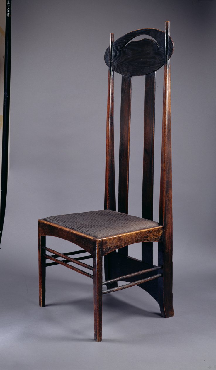 Højrygget stol designet til Miss Cranstons Argyle Street Tea Rooms, Glasgow, 1897 (bejdset eg) af Charles Rennie Mackintosh