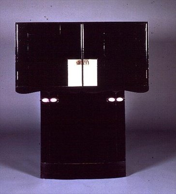 Skrivebord for Hill House, Helensburgh (lukket) (se 71065) af Charles Rennie Mackintosh