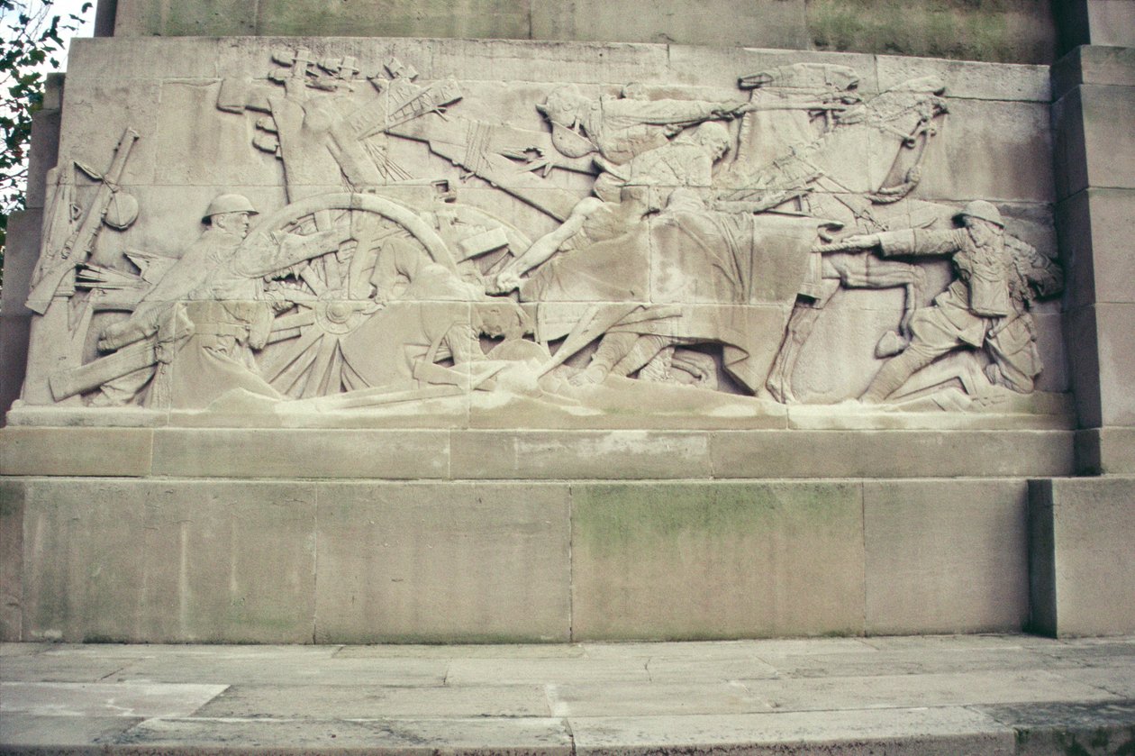 Detalje fra Royal Artillery Memorial 1914-18, 1925 (Portland-sten) af Charles Sergeant Jagger