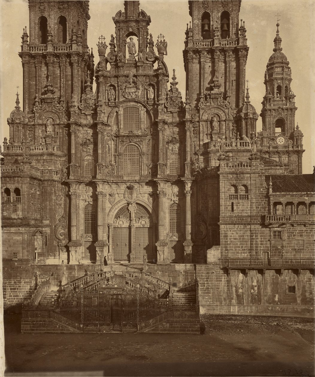 Vestfacaden på katedralen i Santiago de Compostela, Spanien af Charles Thurston Thompson