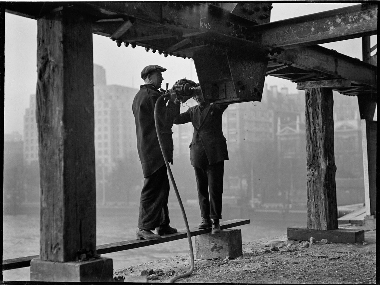 Nedrivning af Waterloo Bridge, Lambeth, Greater London Authority, 1936. af Charles William Prickett