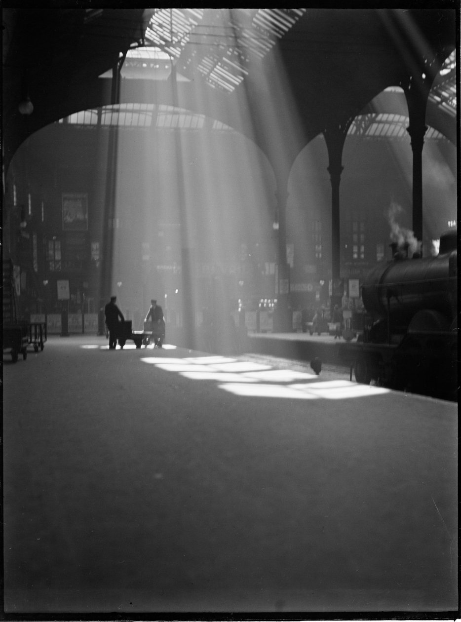 Liverpool Street Station, Liverpool Street, City of London, Greater London Authority, c1932. af Charles William Prickett