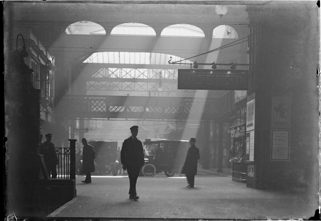 Liverpool Street Station, Liverpool Street, City of London, Greater London Authority, c1932. af Charles William Prickett
