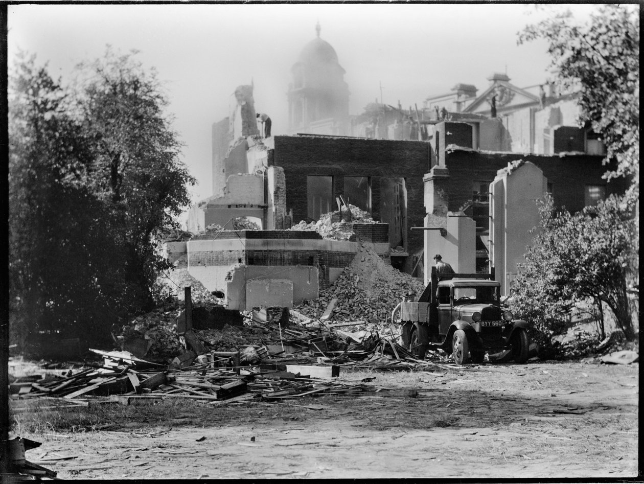Whitehall Gardens, Whitehall, City of Westminster, Greater London Authority, slutningen af 1930