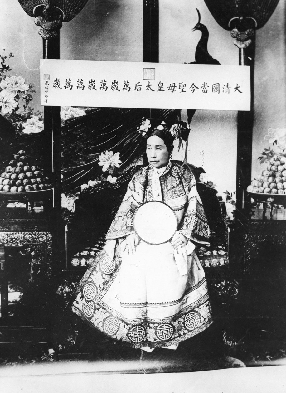 Enkekejserinde Cixi af Kina, 1904 af Chinese Photographer