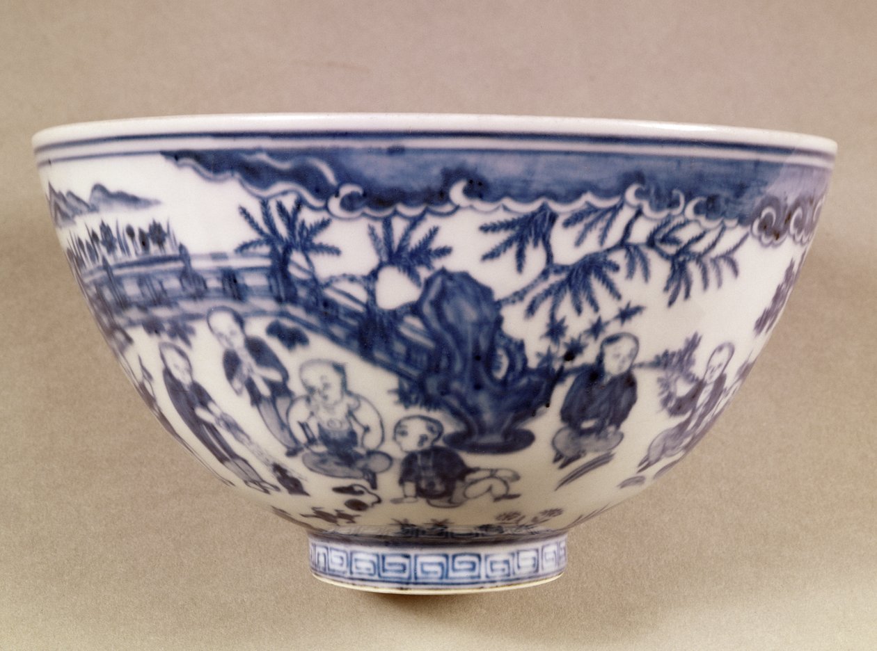 Blå og hvid skål dekoreret med et landskab med figurer, 1450-1500 (porcelæn) af Chinese School