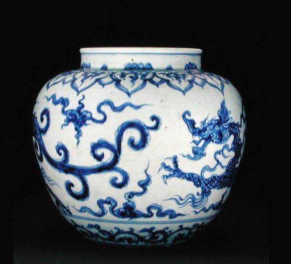 Kugleformet krukke med malet drage (porcelæn) (omvendt) (se 176592) af Chinese School