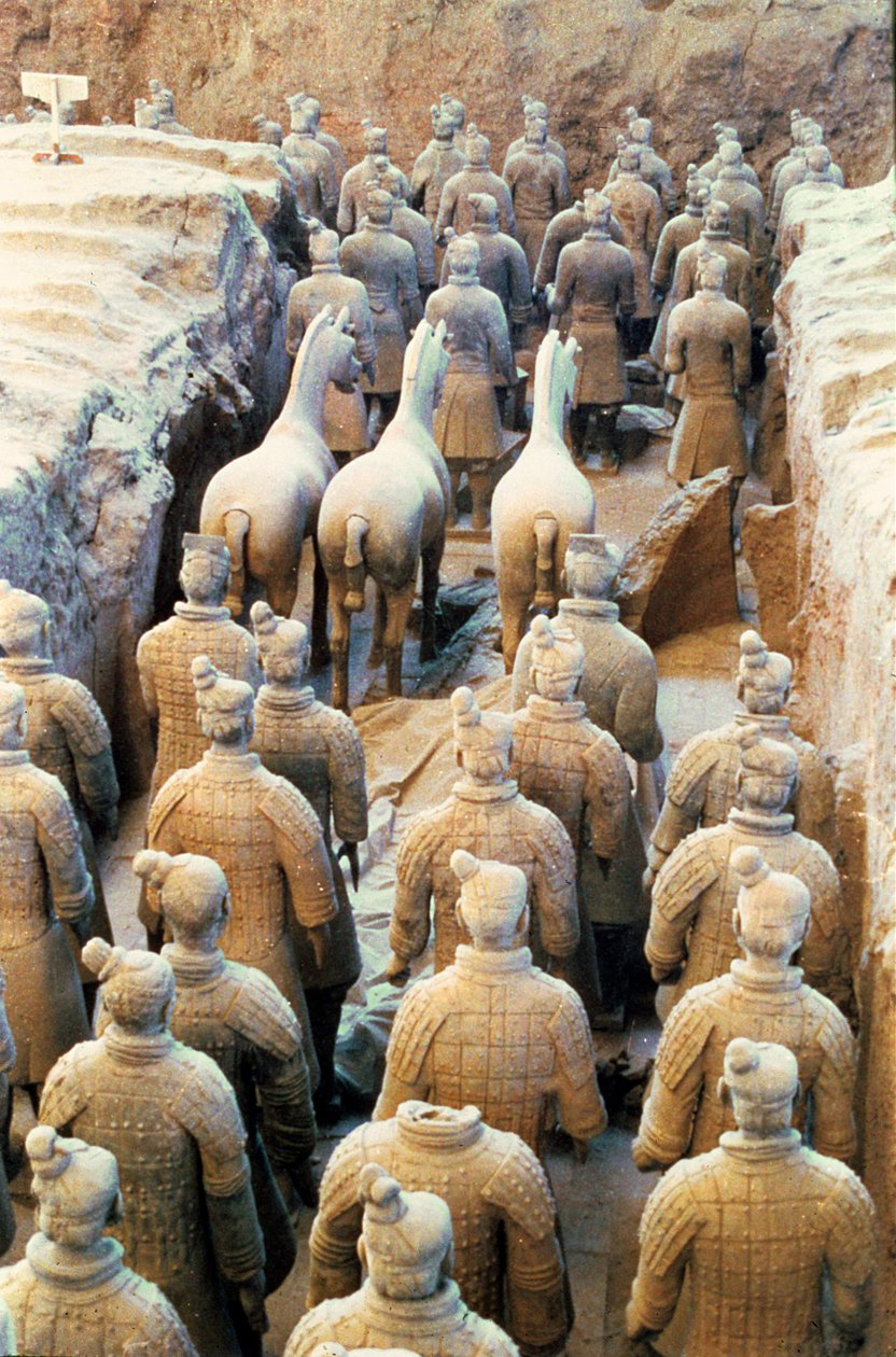 Terracottahær, Qin-dynastiet, 210 f.Kr. (detaljer) af Chinese School