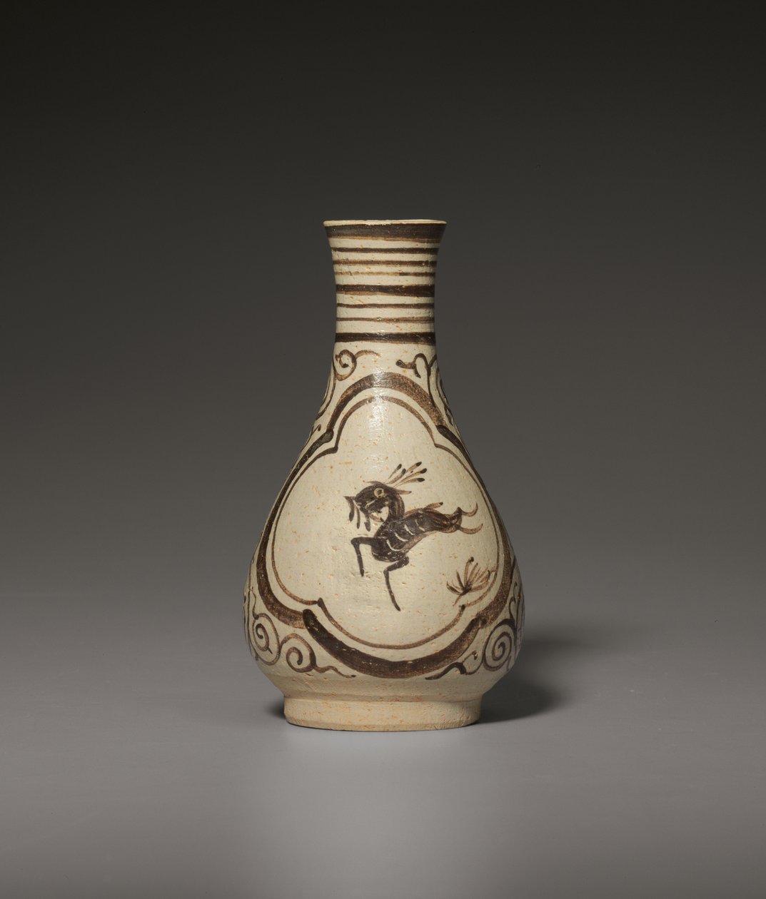 En lille malet Jizhou-vase, det sydlige Song-Yuan-dynastiet af Chinese School