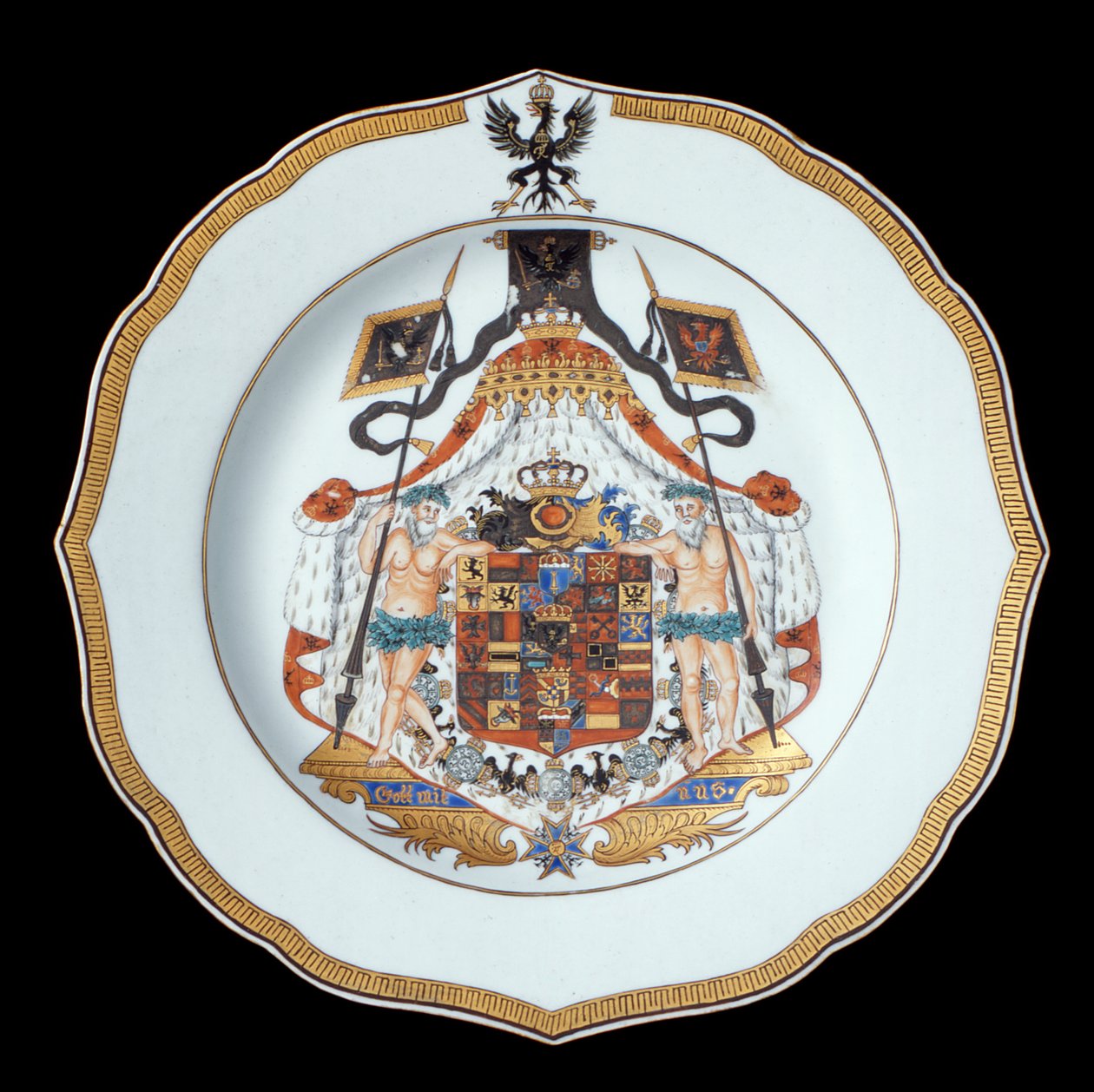 An Armorial Dinner Plate, Qianlong Period (1736-95) c.1755 (porcelæn) af Chinese School