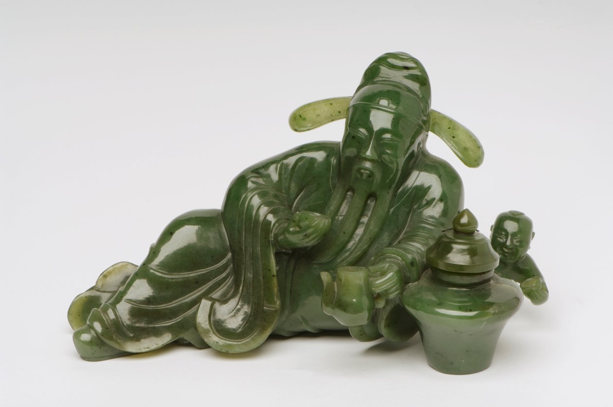Liggende kinesisk lærd figur (jade) af Chinese School