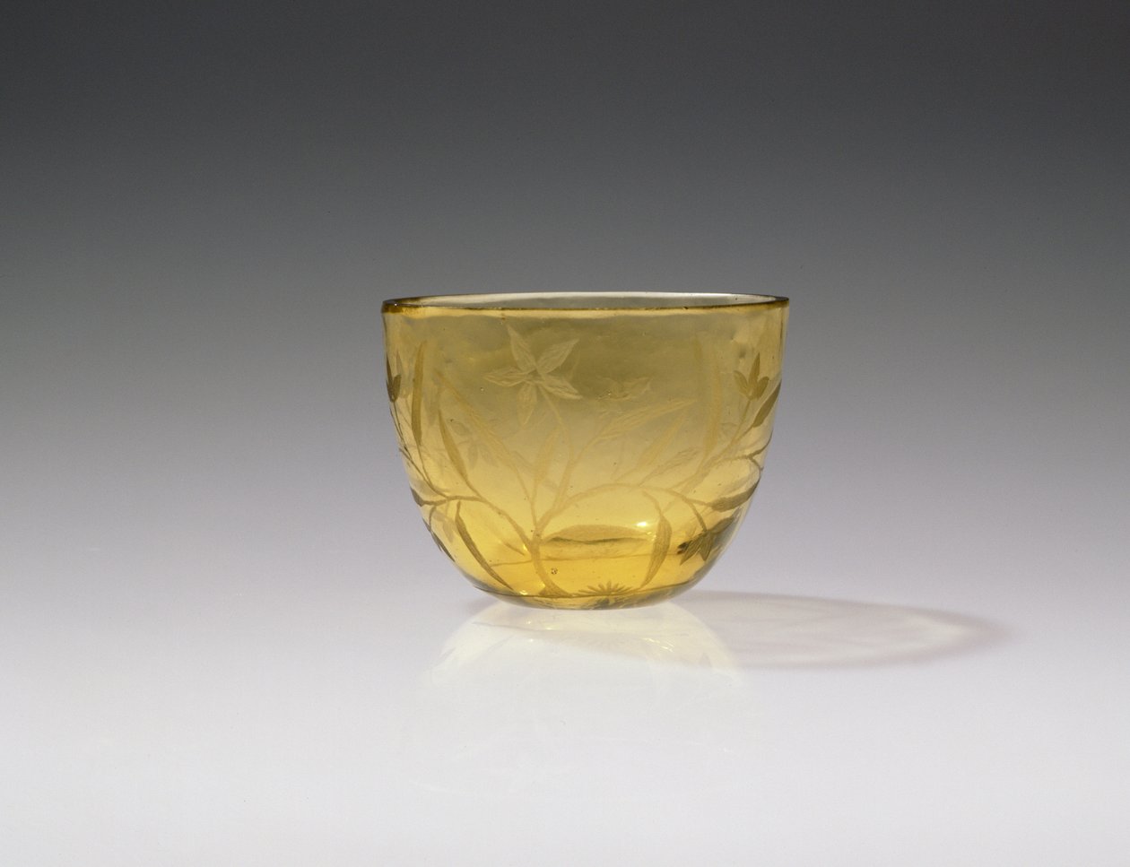 Vinkop, Yongzheng-periode, 1723-35 (gult glas) af Chinese School