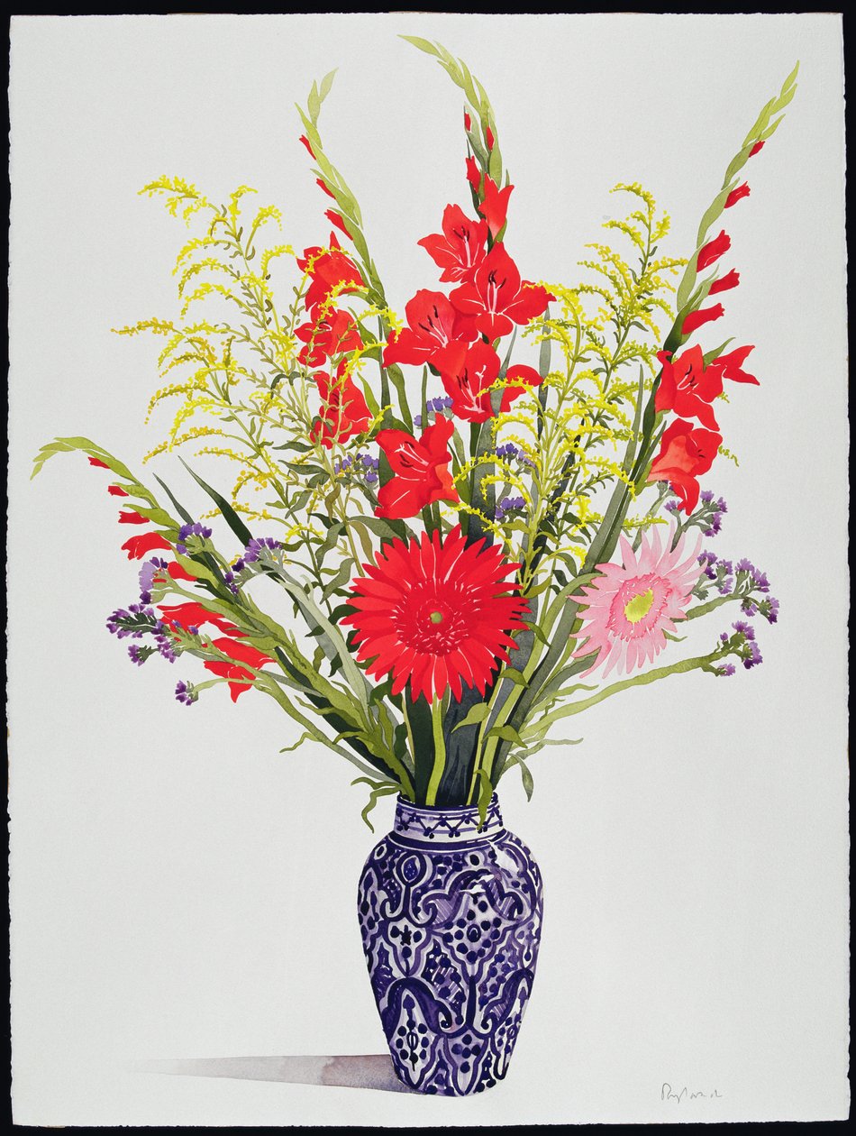 Tigerliljer, gladioler og fnat i en blå marokkansk vase (wc) af Christopher Ryland