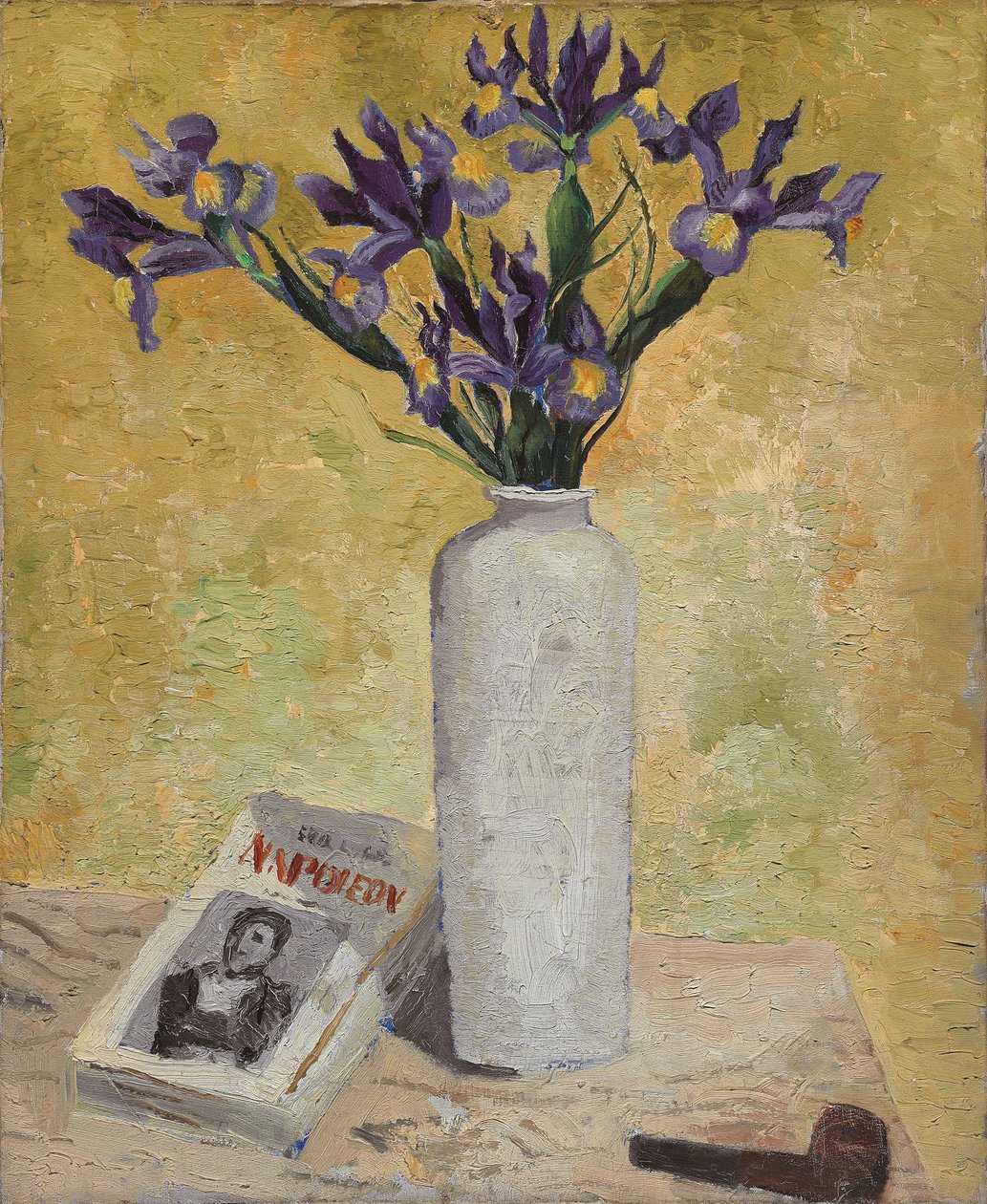 Iris i en høj vase af Christopher Wood