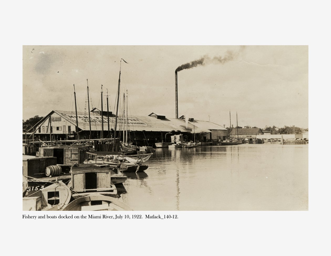Fiskerier og både i dok på Miami River, 10. juli 1922 af Claude C. Matlack