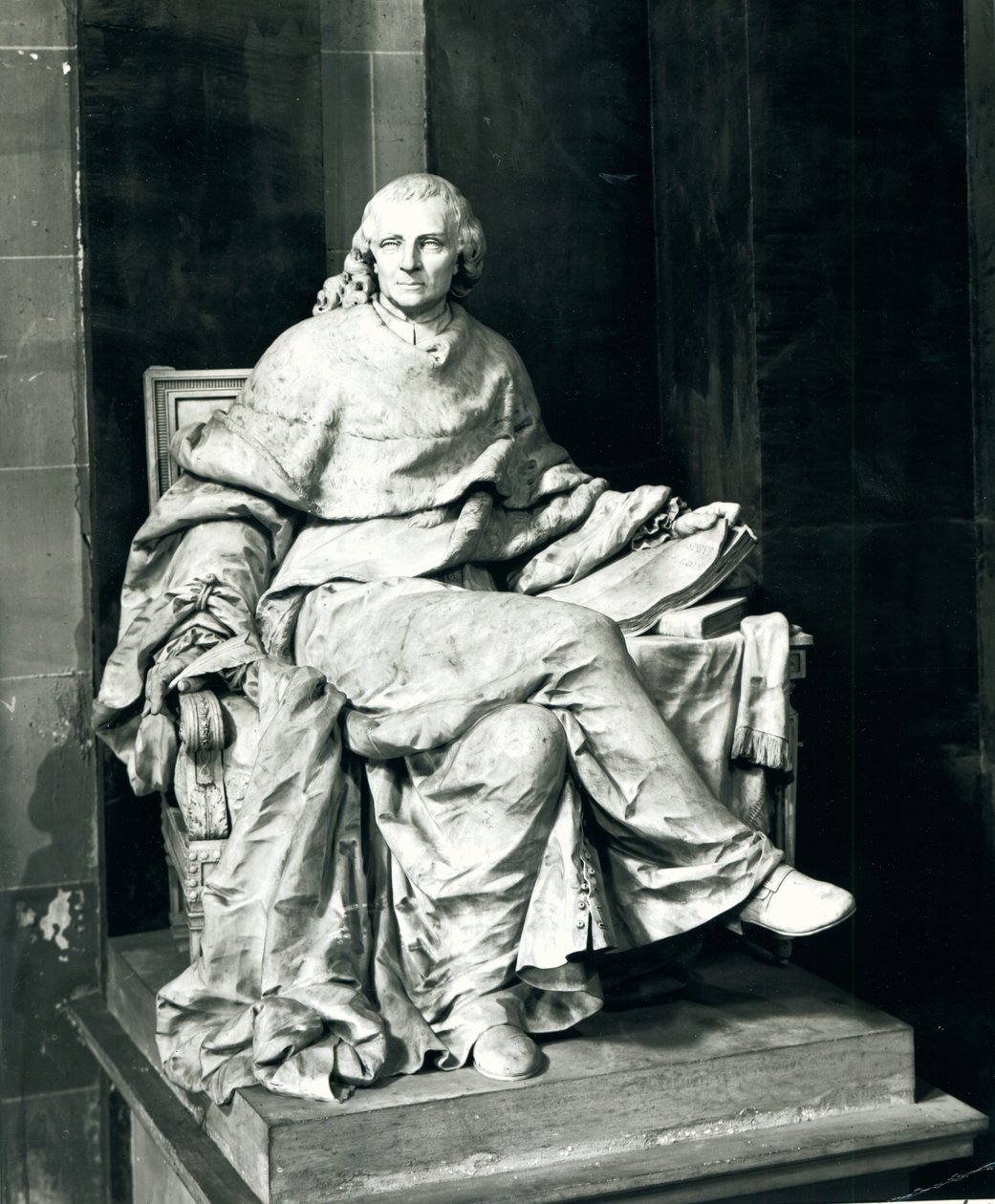 Charles de Secondat (1689-1755) Baron de Montesquieu, 1779 (marmor) af Claude Michel Clodion
