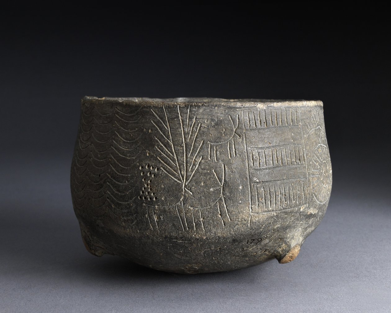 Skål, med indskåret dekoration, der forestiller hjorte, fra Los Millares, Spanien, kobberalderen, ca. 2000 f.Kr. (keramik) af Copper Age