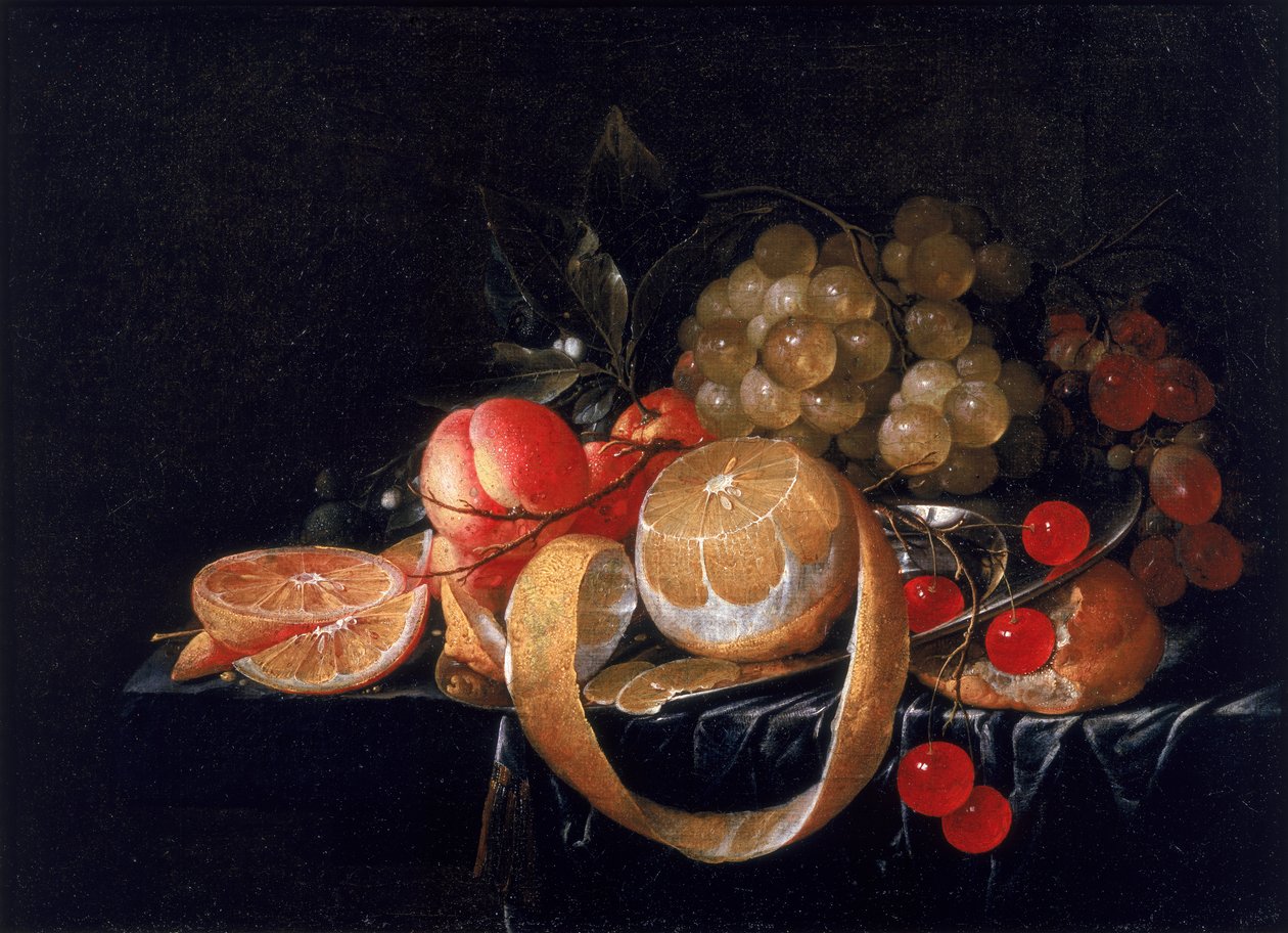 Et stilleben med en citron, vindruer, kirsebær og abrikoser på en tintallerken af Cornelis de Heem