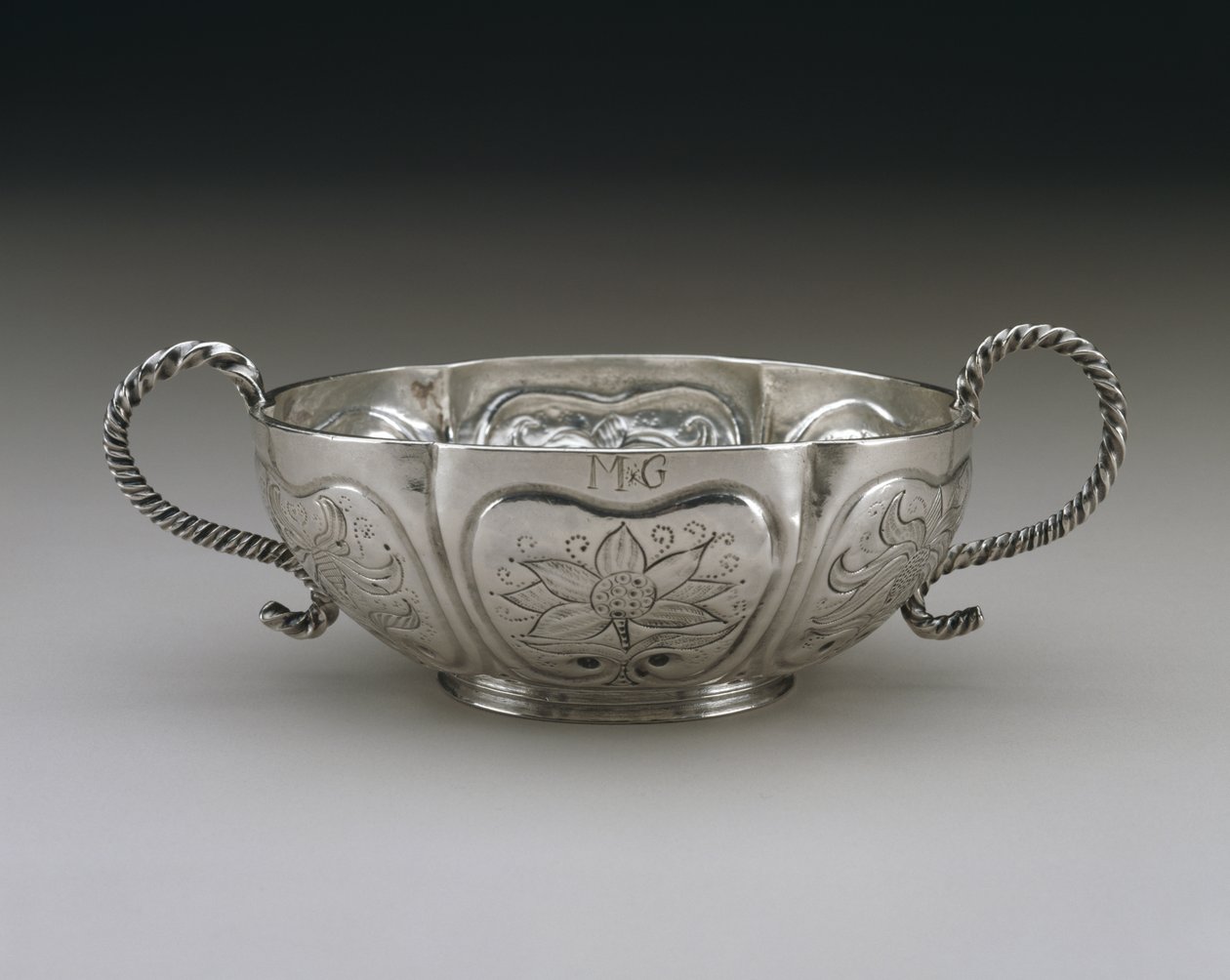 Brandyvinskål, 1696-1731 (sølv) af Cornelius Kierstede