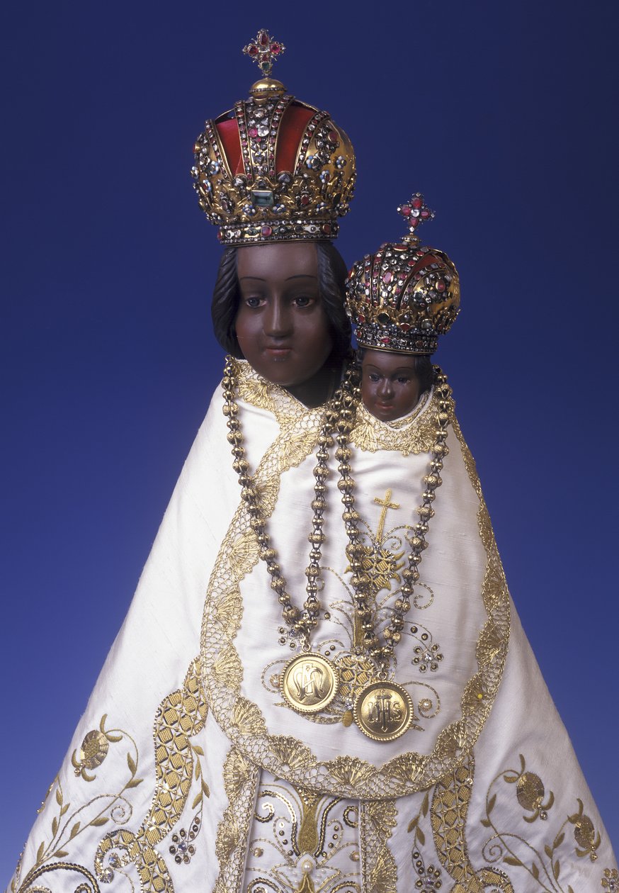 Statuette af Jomfru Maria af Svatá Hora (træ, metal og stof) af Czech School